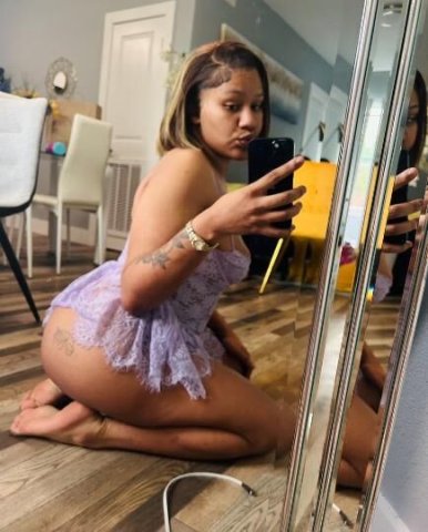 INCALL AND OUTCALLS🫶🏽🤭📲 - 1