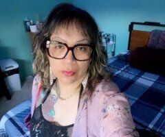 Beautiful thick Mexican cougar Boomshell Ready To Play - Image 3