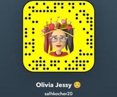 Dubuque escorts - Text only on my Snapchat😍salhkocher20😍👅 Young And Horney💕Clean Pussy💕Wanna Fuck me🚗Car Date🚗 Incall/Outcall💋24/7 Available Now👅