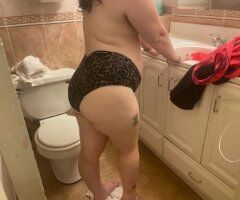 sexy white girl looking for some fun - Image 5
