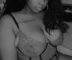 GET OFF👅👄WITH ME!! - Image 2