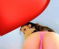icey fat pussy ❄🧼💦 - Image 4