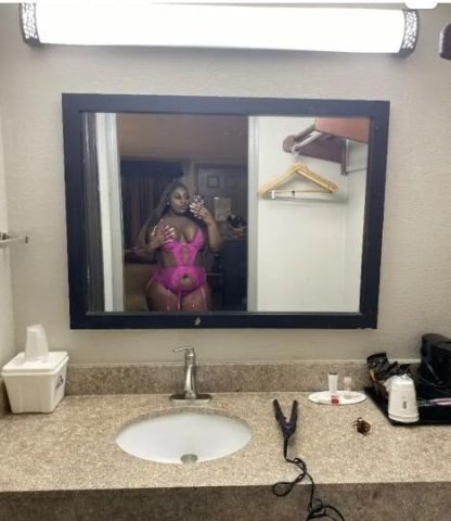 ONLY HERE FOR TONIGHT ❗🥰 - 1