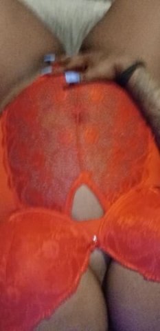 CremeQueen 👸🏾 BBW here to satisfy Your Needs Wet Mouf And Good Cremie Kitty At Your Service Let's Record 🎬 I ain to Please 👸🏾 CremeQueen - 1