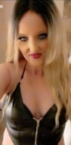 🎊🎉🪅SUPER SEXY THICK CHICK IN SAINT LOUIS FOR THE NIGHT 🎉🎀🪅🎊 - 1