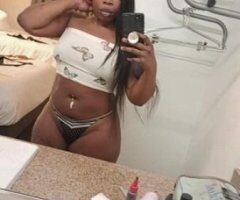 THICK and WETTT 🍑💦 - Image 2