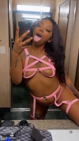 💋 ✌🏾😵💫 😘Bend Me over make me CREAM On dat D!{K🍒🍑🍆💦🍌🌈 - 1