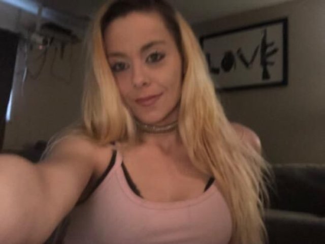 💦Young And Horney Speical💕Horny Queen💜Available For Hookup💋Are you ready 🍑IncallL / Outcall 🚘CAR FUN💦Available 24/7💕 - 1