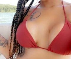 Busty Puerto Rican playmate - Image 3