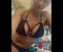 Busty Puerto Rican playmate - Image 4