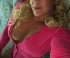 Port Huron escorts - 🦋Older, Sexy Woman Ready to Get Together