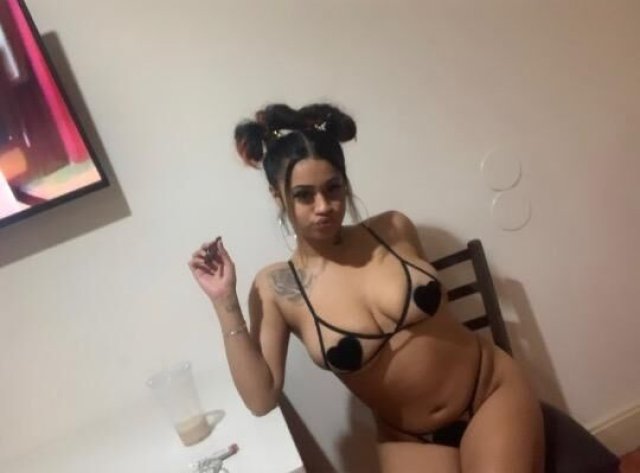 😻PETITE SEXY LATINA💋👅💦AVAILABLE NOW💦💚💋 OUTCALL/CAR DATES❤💋 FUN👅💓1⃣0⃣0⃣💶&🆙 !!!💯 NO GAMES🚫 - 1