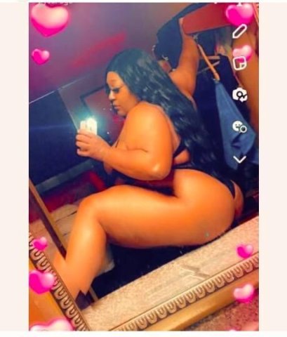 SEXY BBW VISITING SHARONVILLE - 1