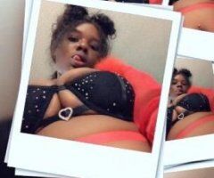 Classy tight natural beauty offering meets! Ask about my secret sessions! - Image 2