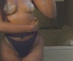 Kayla 💕🍭 - Image 3