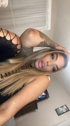 He Wanted to Know What Heaven Is Like. So, I Let Him Taste Me. 💋 - 1