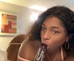 🤫chik wit dik🔥visitin lima🚨 sloppy top💯 🤐must be DISCREET💯 tranny tyme - Image 4