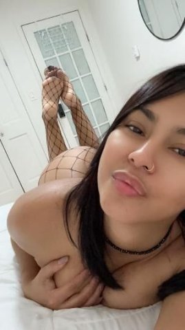Apretadita 😈Mojadita 💦 - 1