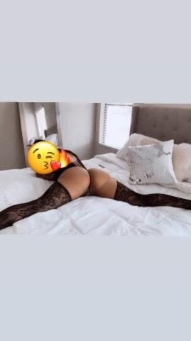 Horny💦attractive available OUTCALLS i do not charge deposits 🚫friendly sexy Colombian 🔥🔥 no deposit required, pic are 💯real - 1
