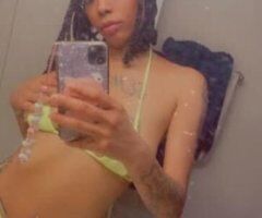 Tight🫦and Tasty👅... Super Wet Pussy👀 - Image 4