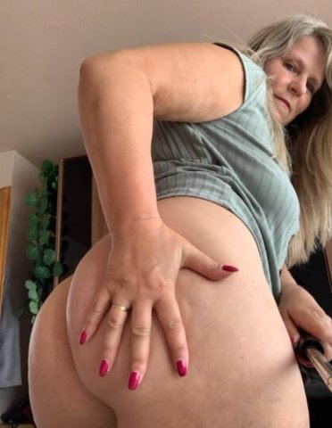 🍆Looking Pussy Eater 👅 HORRNY Granny Available🍆Car Fun🍆Hotel Fun🍌Incall🍆Outcall🍆 - 1