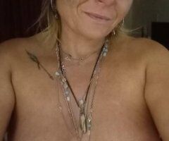 Bloomington escorts - DAMN 40 LOOKS GUD ON ME🤑!! HAPPY BIRTHDAY TO ME🥳