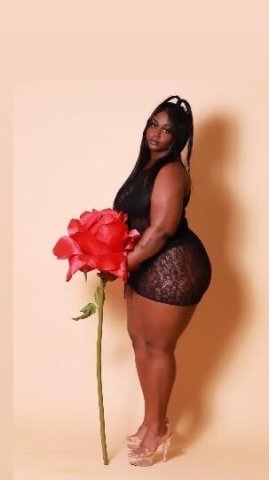 Curvy dominicana💋💋 - 1