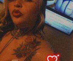 new to town 😍💋 - Image 3