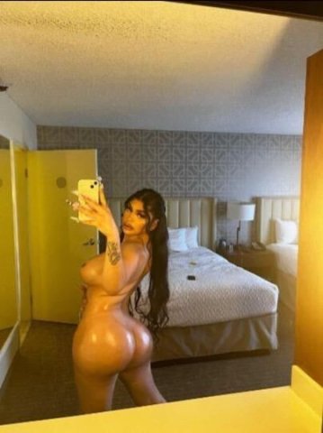 Ts PARIS visiting 🏩 ONTARIO! 💕 - 1