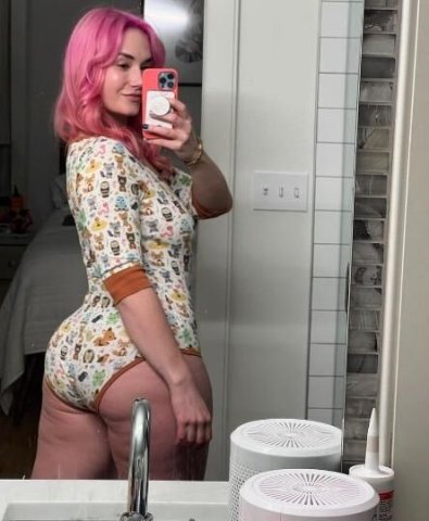 Sweet Sexy girl 💋 Looking For special Blowjob 💦Anal💦Oral💦Bedroom fun 🚘Car fun/Outcall And incall 💋💦💦💦-24/7 FaceTime fun and selling of nude pics and videos available 💯 - 1