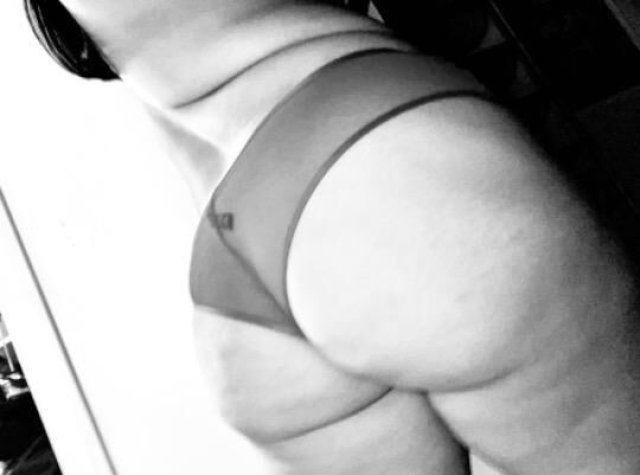 your little secret (; - 1