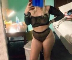 thick blonde - Image 3