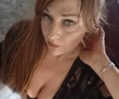 Blue-eyed Busty Beauty Elyria - Image 7
