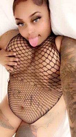 Cinco De Freak Hoe‼ - 1