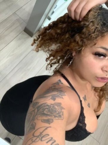 👅💋FACETIME SHOW SPECIAL!!! TOYS INCLUDED🥰 CONTENT AVALIABLE - 1