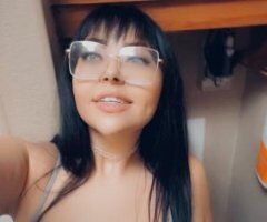 THICC WET AND PRETTY 💋 - Image 4