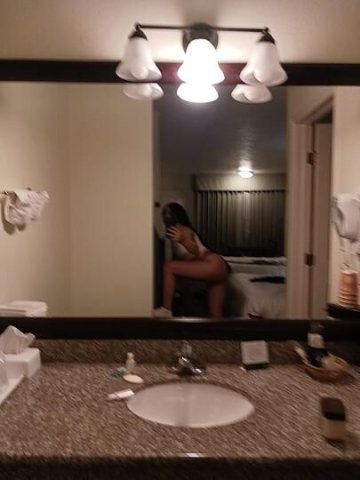 🍒🍒 ONLY HERE FOR 4 DAYS LET'S HANGOUT💋💋🍒🍒 - 1