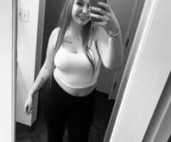 Bloomington escorts - NEW IN TOWN! A UNIQUE REAL SNOWFLAKE!! COME WATCH ME MELT!! 100% REAL!! SERIOUS INQUIRES ONLY!!