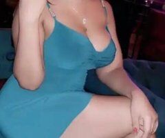 Long Island escorts - 4'11" triple D titties (limited servives) in call