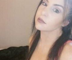 North Bay escorts - HALF AND HOURLY SPECIALS💋 NATURALLY THICK AND CURVY💋 AVAILABLE NOW