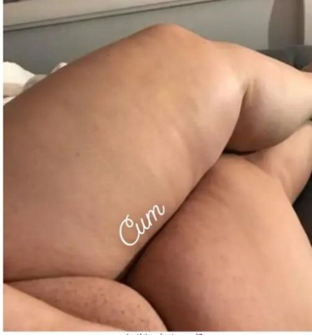 IDK WHO THOSE GIRLS ARE, WHITE GIRL EITHER,IM THE BBW 100% REAL💕😋😋🌠🎁Come dive in my Honey 😍 Let the ANGEL 😜💋LIPS grip your Dick, - 1