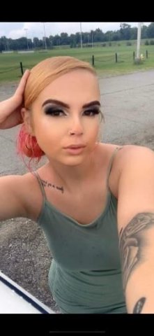 Sexy White Girl Ready For Some Fun 💕💦 - 1