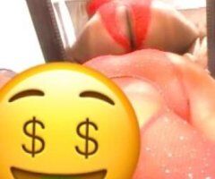 Come hang out with me baby💋💦😍👅💕 - Image 2