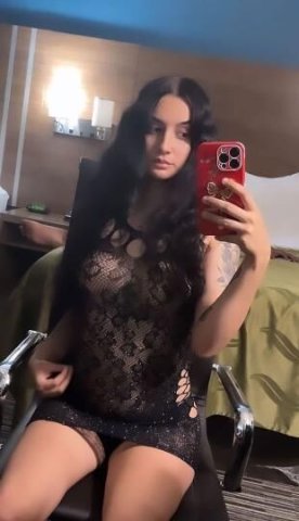 Looking for a good time daddy😘 Text me - 1