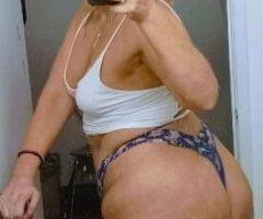 Bloomington escorts - o, hello there🤗trucker friendly 😋 Carving something wet sexy curvy thick sweet need relief 😮‍💨 no problem🙋lets get wet 💦and 🔥