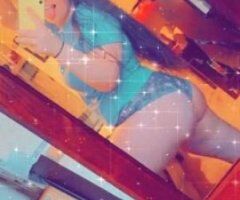 Thick White Girl Ready To Have Fun - Image 8
