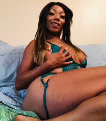 Ever had your dick sucked for an hour at a time 😝 This Pussy 💦, Ass🍑, And Mouth🤭, Wet And Eager For Dick In It🙃 💦💦(Your Choice) Free Lap Dance💃🏽or Free Toy Show With Every Hour🤭 - 1