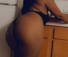 sweet wet pussy 💦💦💦facetime for vercation on iPhone or what app💦💦incalls only - Image 2