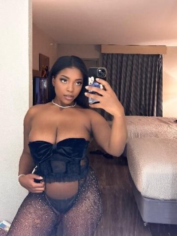 wet pussy out of town - 1