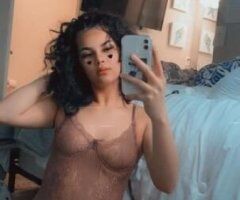 Palm Springs escorts - Heyy loves 🤍 cuummm play with a stunning, sweet & petite babe with the best 5 🌟treatment!